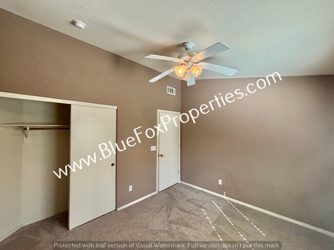 Building Photo - 9495 N Winter Wren Ave