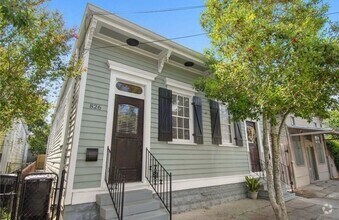 Building Photo - 828 CLOUET ST, New Orleans, LA 70117