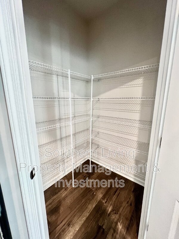 Building Photo - 3120 Winged Elm St