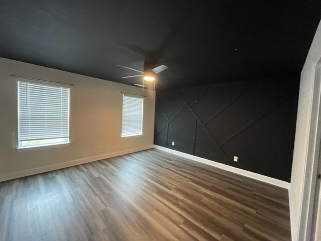 Building Photo - 676 Taylor Bend