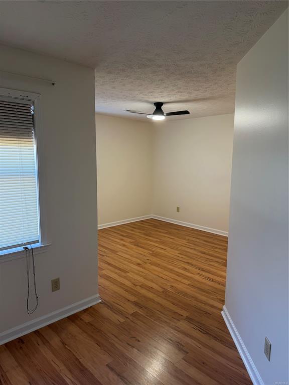 Building Photo - 6259 Bell Gables