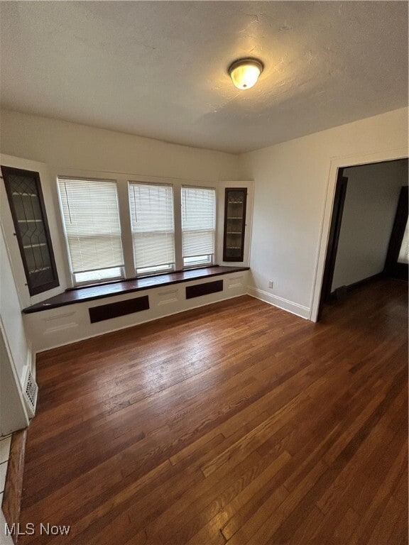 Building Photo - 1128 E 168th St