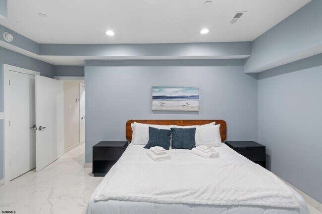 Building Photo - 5311 Atlantic Ave