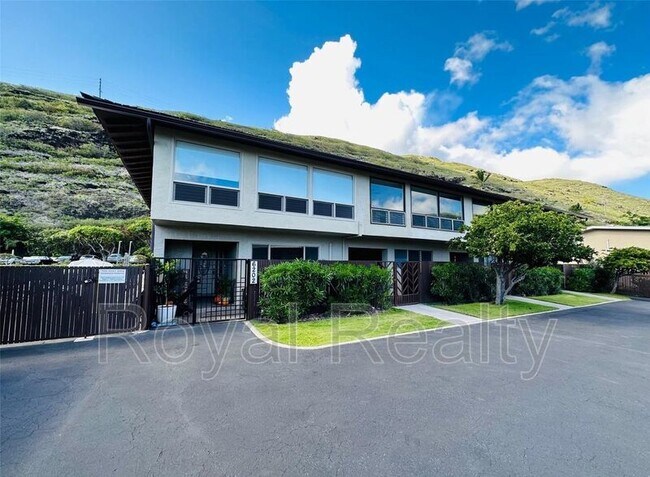 Primary Photo - 6204 Keokea Pl