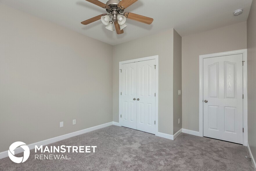 Building Photo - 2873 Island Point Dr NW