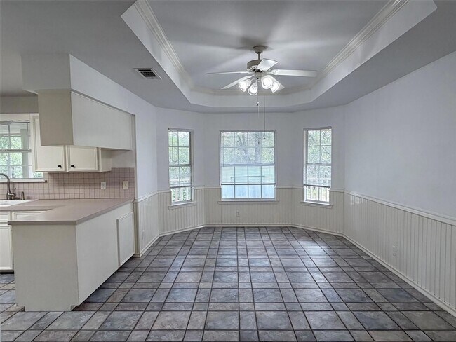 Building Photo - 123 Mesa Verde Dr