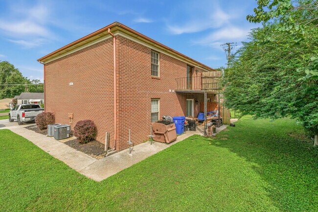 Building Photo - 4801 Cannon Ridge Dr