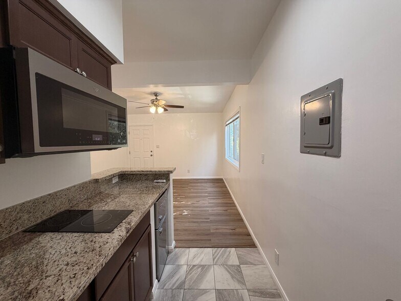 Building Photo - 12017 Washington Pl