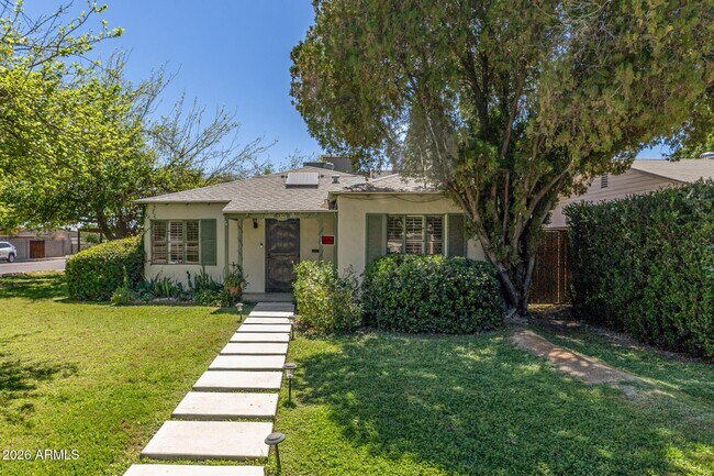 Building Photo - 1301 W MacKenzie Dr