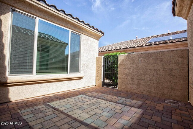 Building Photo - 21883 N 263rd Dr