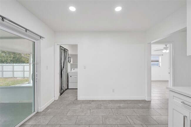 Building Photo - 6283 Sherman St