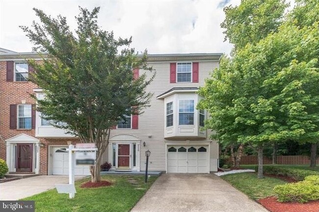 Building Photo - 5520 Jowett Ct