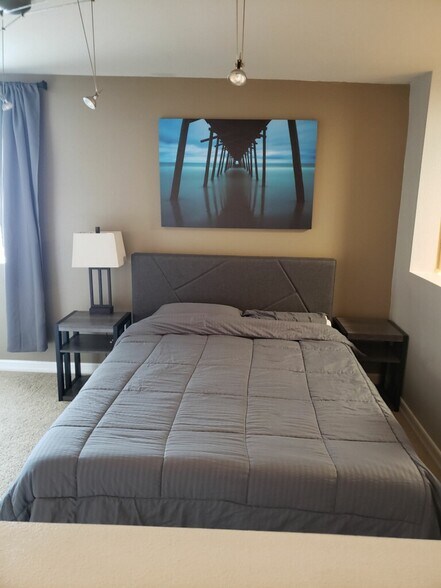 Building Photo - 1480 Broadway