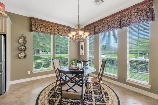 Building Photo - 2603 Little Lake Ct