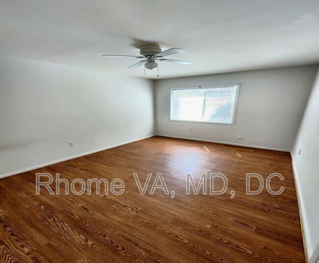Building Photo - 3220 S 28th St