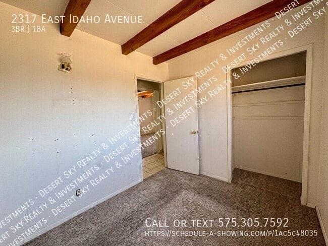Building Photo - 2317 E Idaho Ave
