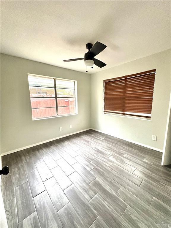 Building Photo - 15 Quince Ave