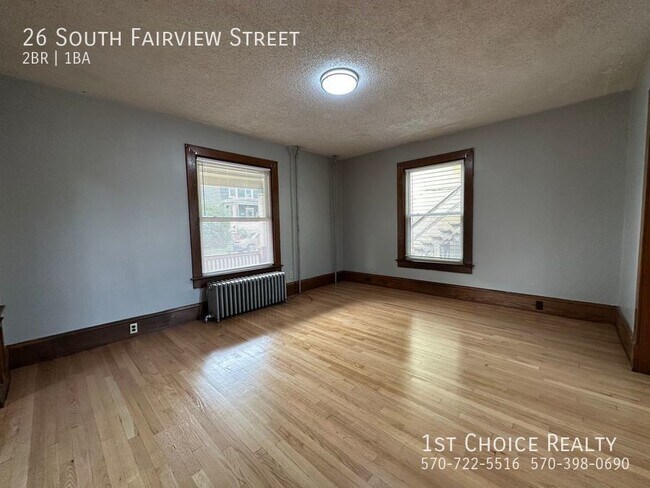 Building Photo - 26 S Fairview St