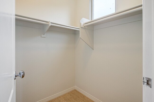 Building Photo - Gated corner lot home walking distance to the beach