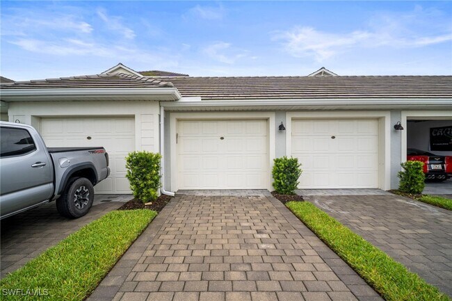 Building Photo - 16000 Grassland Ln