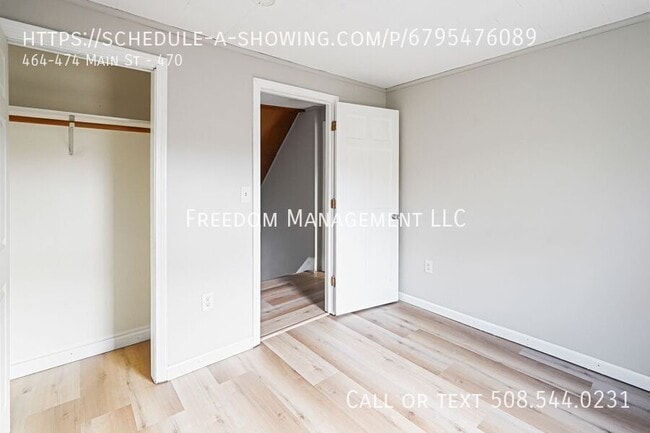 Building Photo - 464-474 Main St-470