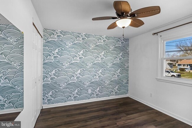 Building Photo - 2211 New Albany Rd