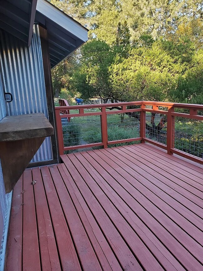 Building Photo - Welcome Home to Karas Lane. In the Country...