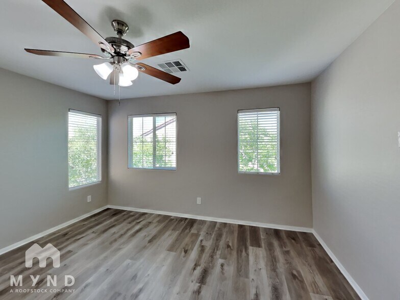 Building Photo - 7608 Tiffany Lamp Ct