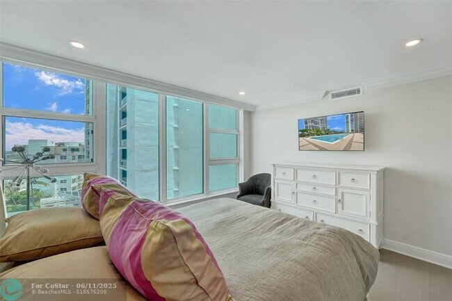 Building Photo - 1620 S Ocean Blvd