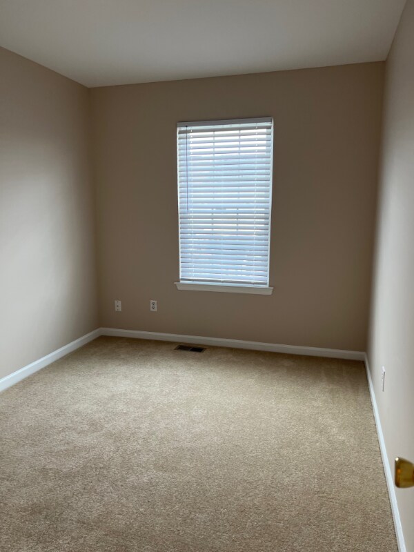 Building Photo - 408 Naughty Ln