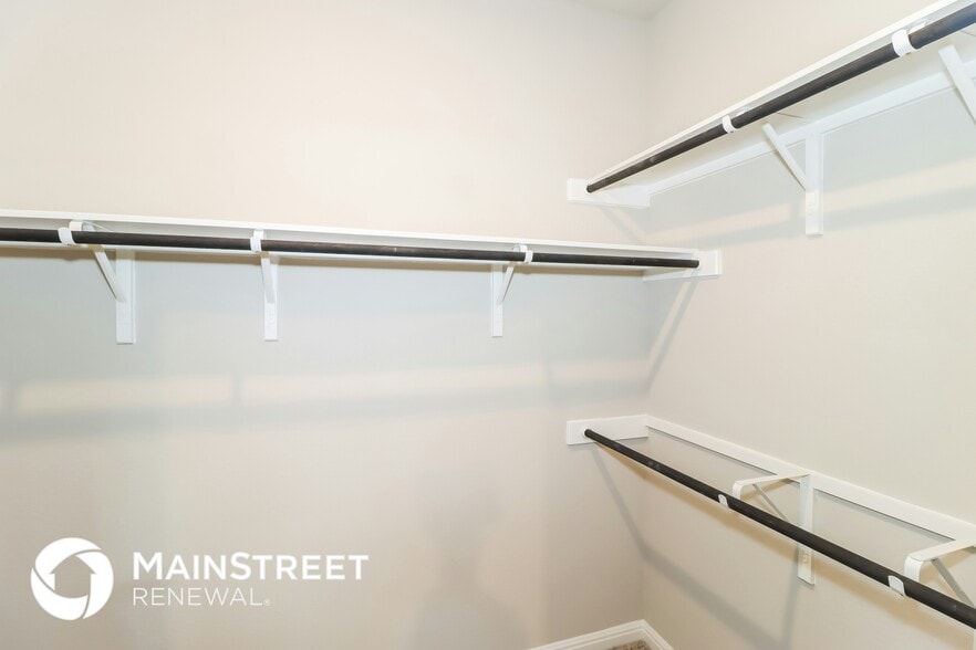 Building Photo - 318 Durango Downs Dr