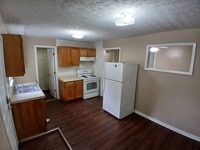 Building Photo - 2808 S Brotherton St