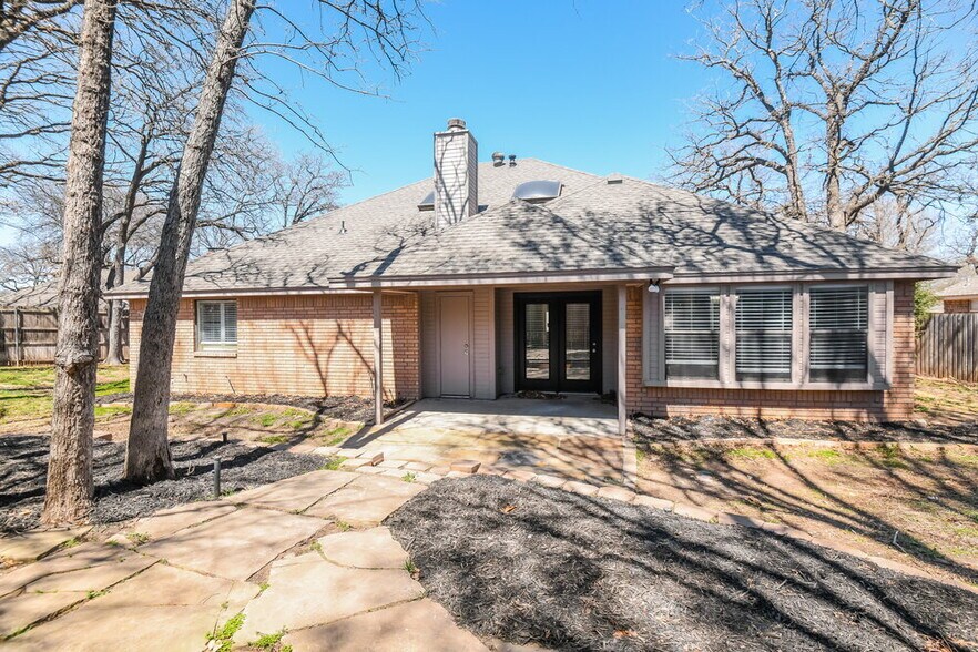 Building Photo - 2008 Hunter Glade Ln