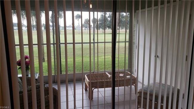 Building Photo - 2039 Golfside Village Dr