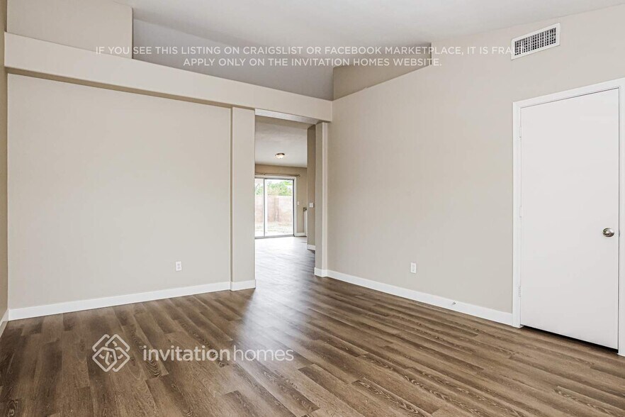 Building Photo - 7255 E Madero Ave