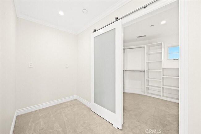 Building Photo - 416 N Altura Rd