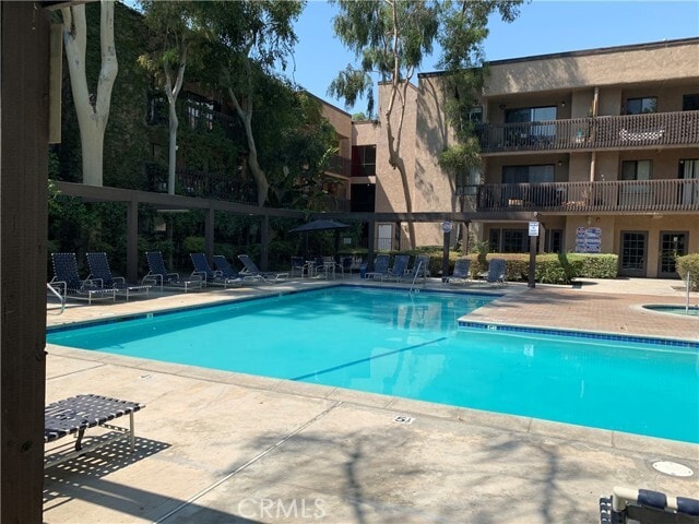 Building Photo - 22100 Burbank Blvd