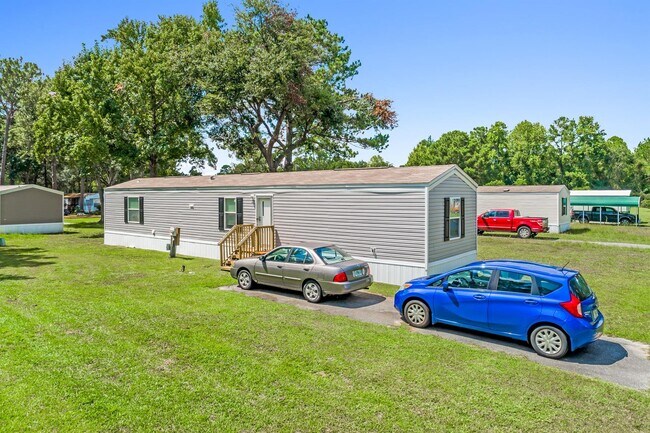 Building Photo - 304 Deer Run Dr