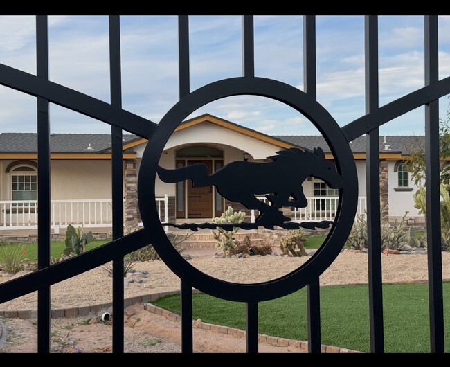 Building Photo - 19238 E Starflower Dr