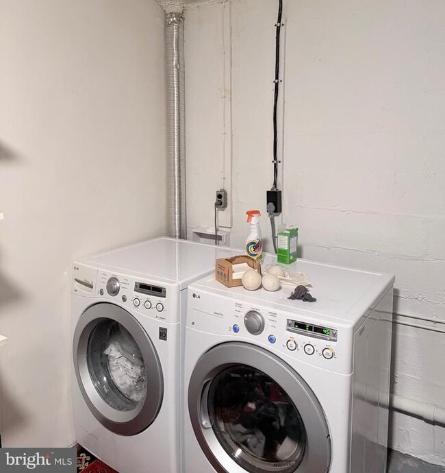 Building Photo - 2254 Covent Gardens Ct