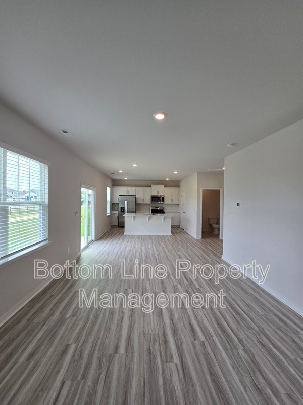 Building Photo - 549 Blackpool Ct