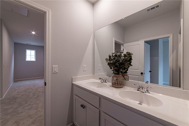 Building Photo - 212 Birchwood Row