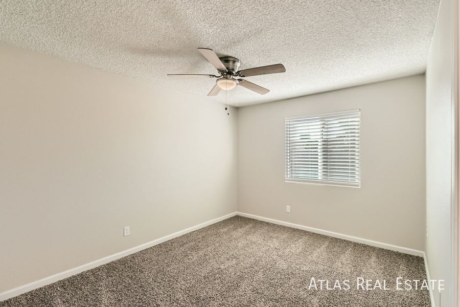 Building Photo - 3429 E Blanche Dr