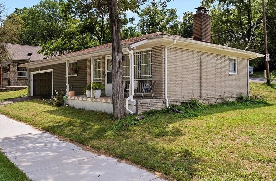 Building Photo - 4900 Paseo Blvd