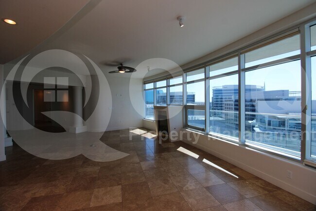 Building Photo - 140 E Rio Salado Pkwy