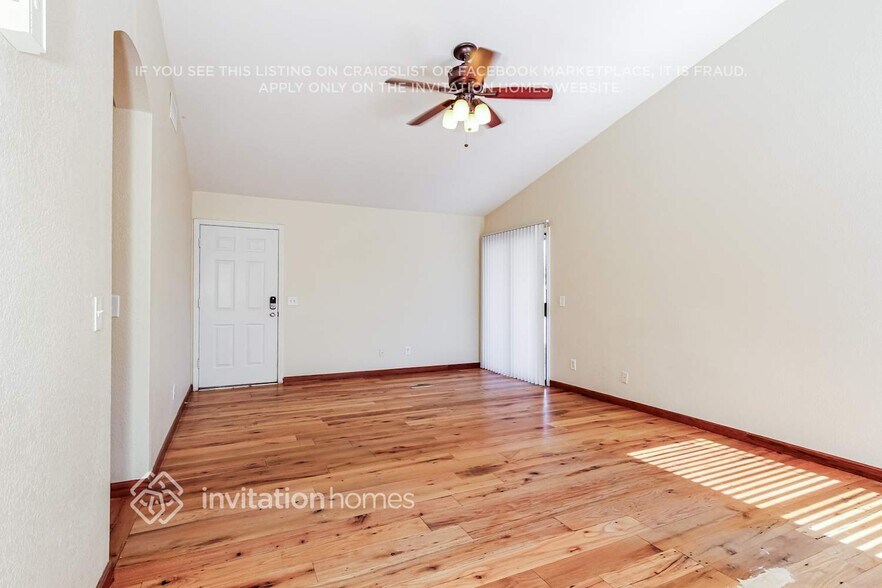 Building Photo - 18285 N 87th Dr