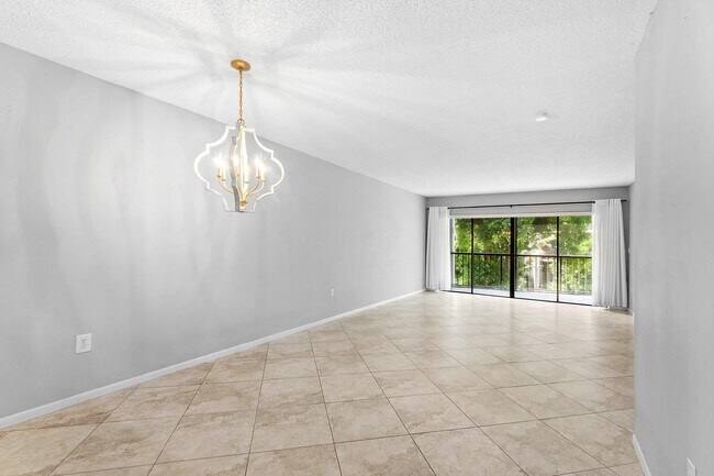 Building Photo - 3605 S Ocean Blvd
