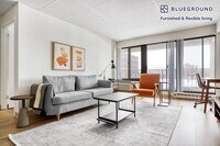 Building Photo - 10 Centre St