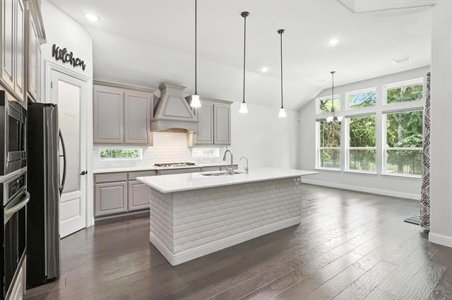 Building Photo - 13583 Iron Liege Dr