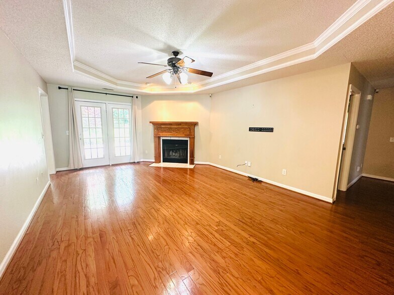 Building Photo - 101 Foxwatch Cir